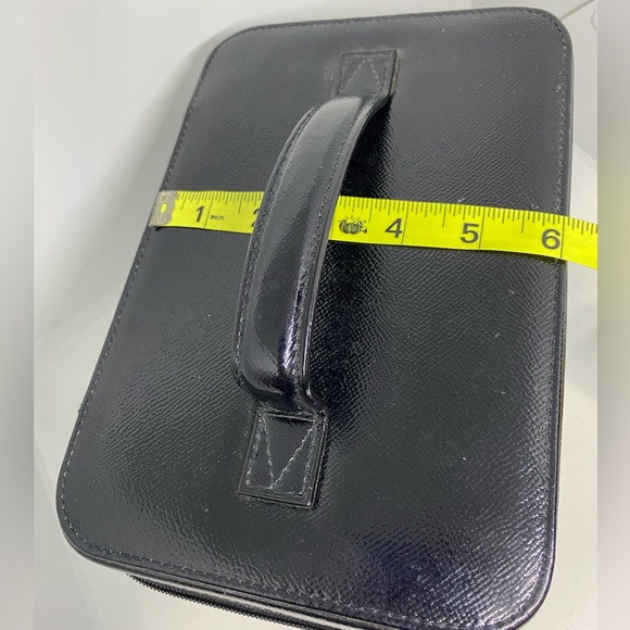 Victoria’s Secret Black Runway Patch City Getaway Glam Bag Makeup Train Case - Picture 6 of 9